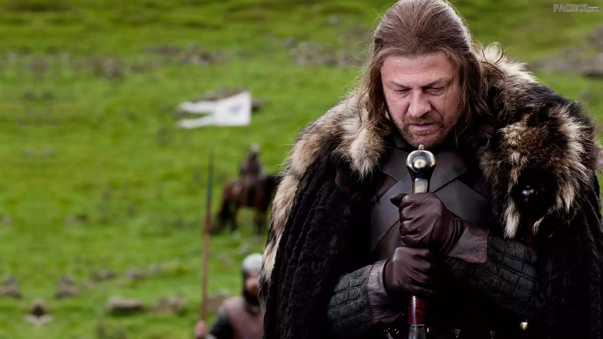 Eddard Stark - Sean Bean, Skupienie, Game of Thrones, Gra o tron, Miecz